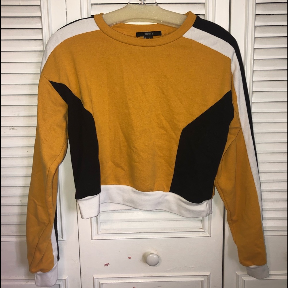 Cute Multi colored Sweatshirt